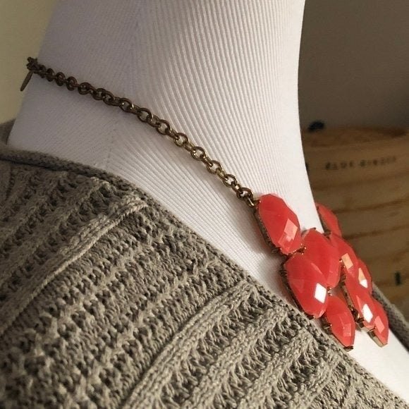 Rhinestone Bib Statement Necklace Pink Gold - Picture 2 of 5